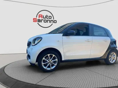 Usata Smart ForFour Passion 71 CV (52 kW) 2017 Bianco Utilitaria