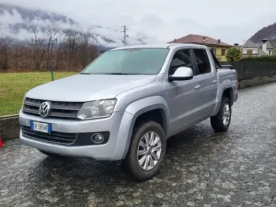 Usado VW Amarok 164 CV (120 kW) 2011 Plateado Pickup/Camioneta
