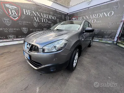 Begagnad Nissan Qashqai Tekna 110 HK (80 kW) 2012 Grå SUV