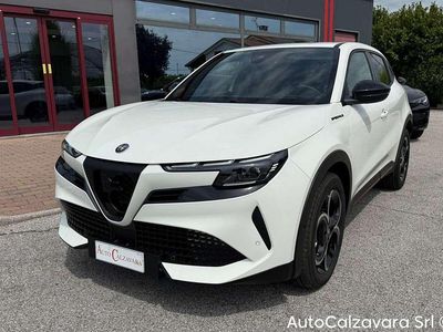 Nuova Alfa Romeo Junior Edizione Speciale 145 CV (106 kW) 2025 Bianco sempione SUV