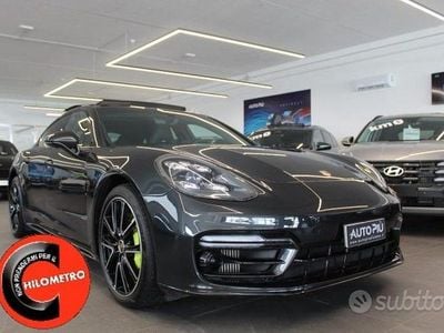Usata Porsche Panamera 441 CV (324 kW) 2022 Grigio Berlina