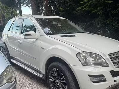 Usata Mercedes ML350 231 CV (169 kW) 2010 Bianco SUV
