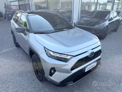 Begagnad Toyota RAV4 Hybrid Style 178 HK (130 kW) 2022 Grå SUV