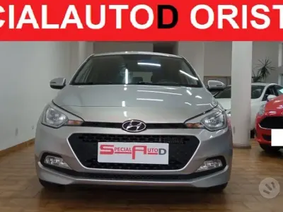 Usata Hyundai i20 75 CV (55 kW) 2016 Grigio Berlina