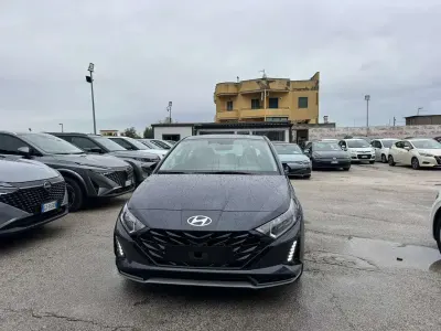 Nuova Hyundai i20 90 CV (66 kW) 2026 Grigio Utilitaria