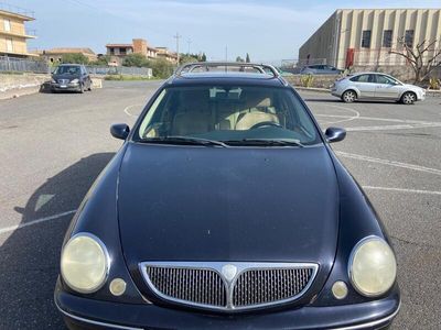 Usata Lancia Lybra 116 CV (85 kW) 2005 Blu Station wagon