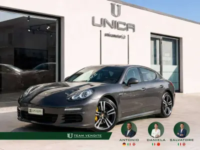 Usata Porsche Panamera Diesel 300 CV (220 kW) 2014 Grigio Utilitaria