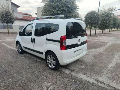 Usata Fiat Qubo Trekking 77 CV (56 kW) 2016 Bianco Monovolume