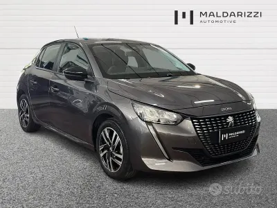 Usata Peugeot 208 Active 75 CV (55 kW) 2023 Grigio Utilitaria