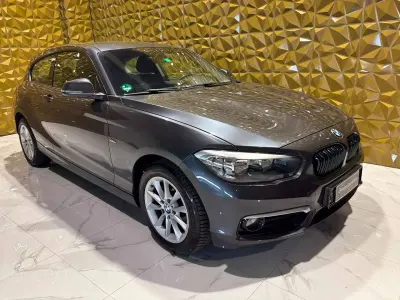 Usata BMW 116 Sport Line 116 CV (85 kW) 2017 Grigio Utilitaria