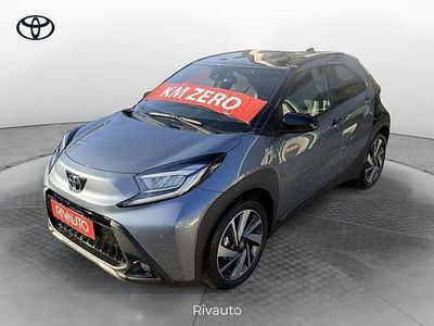 Nuova Toyota Aygo X Lounge 72 CV (52 kW) 2025 Blu SUV
