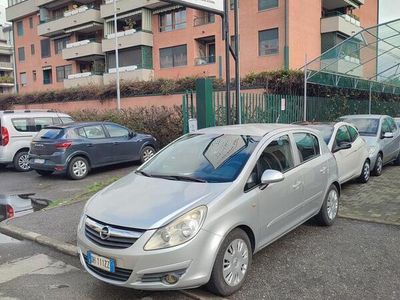 usata Opel Corsa 1.4 16V 5 porte Cosmo