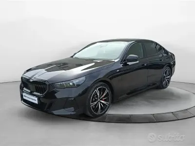 Usata BMW 520 M Sport 197 CV (144 kW) 2025 Nero Berlina