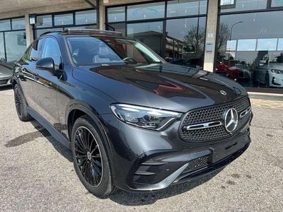 Begagnad Mercedes GLC220 AMG Line Premium 197 HK (144 kW) 2025 Grå Sportkupé