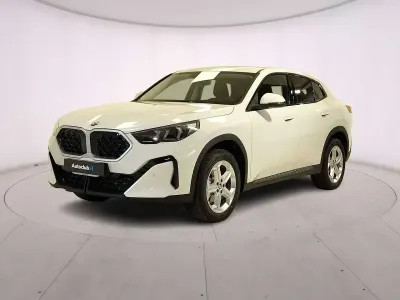 Nuova BMW X2 Comfort Edition 150 CV (110 kW) 2025 Alpin white SUV