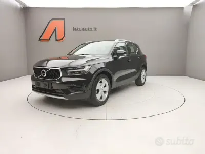 Usata Volvo XC40 Momentum 150 CV (110 kW) 2019 Nero SUV