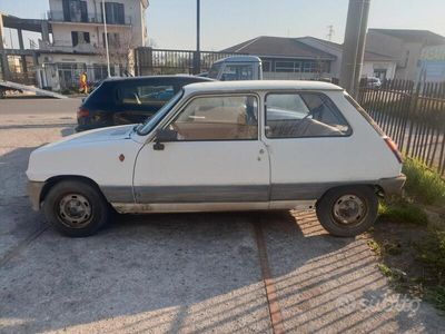 Renault R5