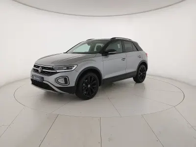 Usata VW T-Roc Style 150 CV (110 kW) 2023 Pyrit silver metallizzato nero SUV