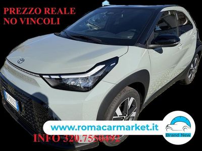 Nuova Toyota Aygo X 116 CV (85 kW) 2026 Verde SUV