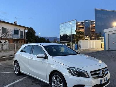 Usata Mercedes A180 Executive 109 CV (80 kW) 2015 Berlina
