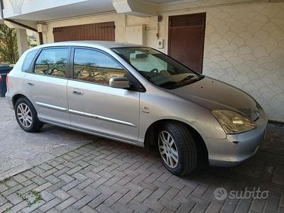 Usata Honda Civic 110 CV (80 kW) 2003 Grigio Berlina