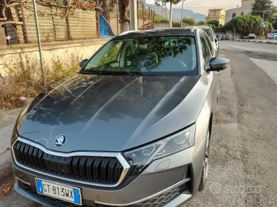 Usata Skoda Octavia 116 CV (85 kW) 2024 Grigio Station wagon
