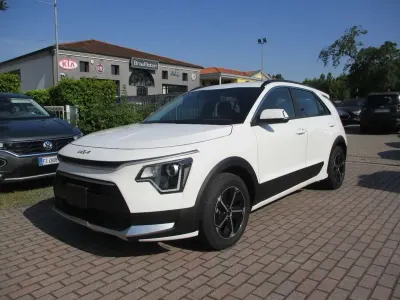 Nuova Kia Niro 90 CV (66 kW) 2026 Bianco SUV