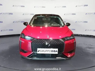 Usado DS Automobiles DS3 Crossback Opera 84 CV (61 kW) 2023 Rojo SUV