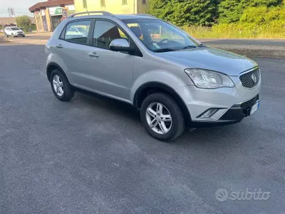 Usata SsangYong Korando 175 CV (128 kW) 2011 Grigio SUV