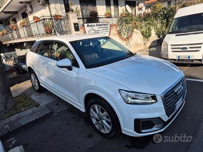 Usata Audi Q2 Design 116 CV (85 kW) 2018 Bianco SUV