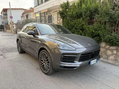 Usata Porsche Cayenne 340 CV (250 kW) 2022 SUV