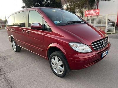 Usata Mercedes Viano 150 CV (110 kW) 2010 Rosso Monovolume