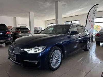 Usata BMW 340 Luxury Line 326 CV (239 kW) 2019 Tanzanite blue Station wagon