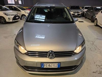Usata VW Golf Sportsvan 125 CV (91 kW) 2016 Tungsten silver met. Monovolume