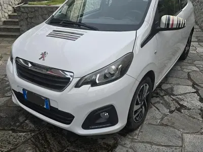 Occasion Peugeot 108 69 ch (50 kW) 2014 Blanc Citadine