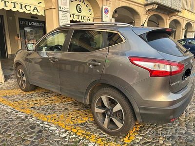 Usata Nissan Qashqai 140 CV (102 kW) 2017 Grigio SUV
