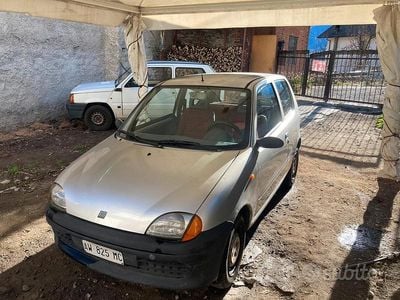 Usata Fiat 600 1998 Grigio Berlina