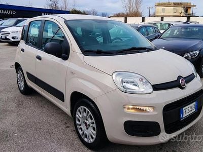 Usata Fiat Panda 69 CV (50 kW) 2016 Beige Utilitaria