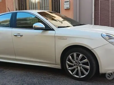 Usata Alfa Romeo Giulietta 105 CV (77 kW) 2011 Bianco Utilitaria