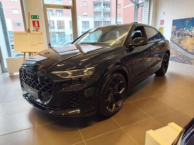 Nuova Audi RS Q8 Performance 640 CV (470 kW) 2026 Nero mito metallizzato SUV