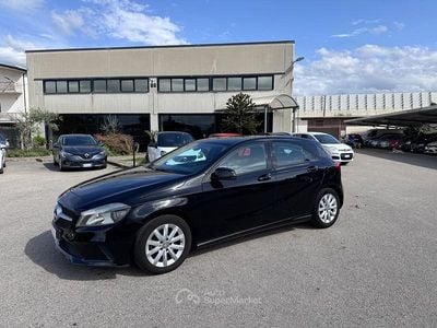 Usata Mercedes A160 90 CV (66 kW) 2016 Nero Berlina