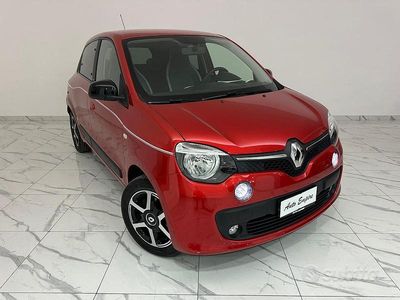 Usata Renault Twingo LIMITED 70 CV (51 kW) 2018 Rosso Utilitaria