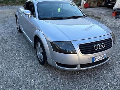 Usata Audi TT 179 CV (131 kW) 1999 Grigio Coupé