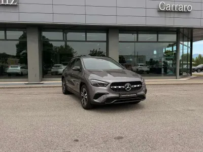 Nuova Mercedes GLA200 150 CV (110 kW) 2026 Grigio montagna SUV