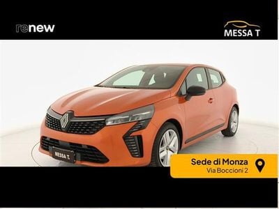 Usata Renault Clio V Evolution 145 CV (106 kW) 2023 Arancione Berlina