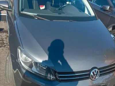 Usata VW Touran Highline 140 CV (102 kW) 2010 Grigio Monovolume