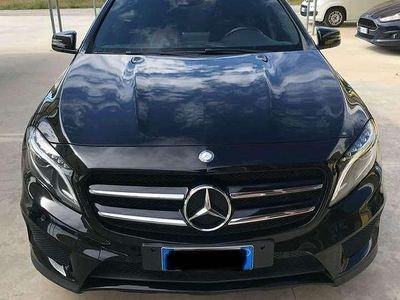 Usata Mercedes GLA200 Business 136 CV (100 kW) 2017 Nero SUV