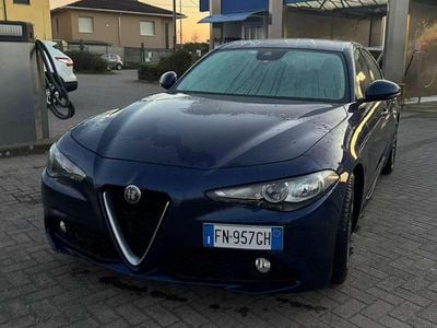 Usata Alfa Romeo Giulia Super 179 CV (131 kW) 2018 Blu/azzurro Berlina