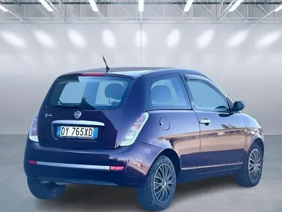 Usata Lancia Ypsilon 77 CV (56 kW) 2009 Grigio Utilitaria