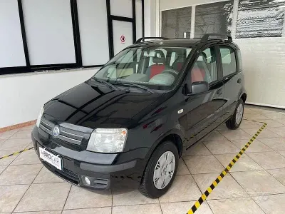 Usata Fiat Panda Dynamic 70 CV (51 kW) 2005 Nero Utilitaria